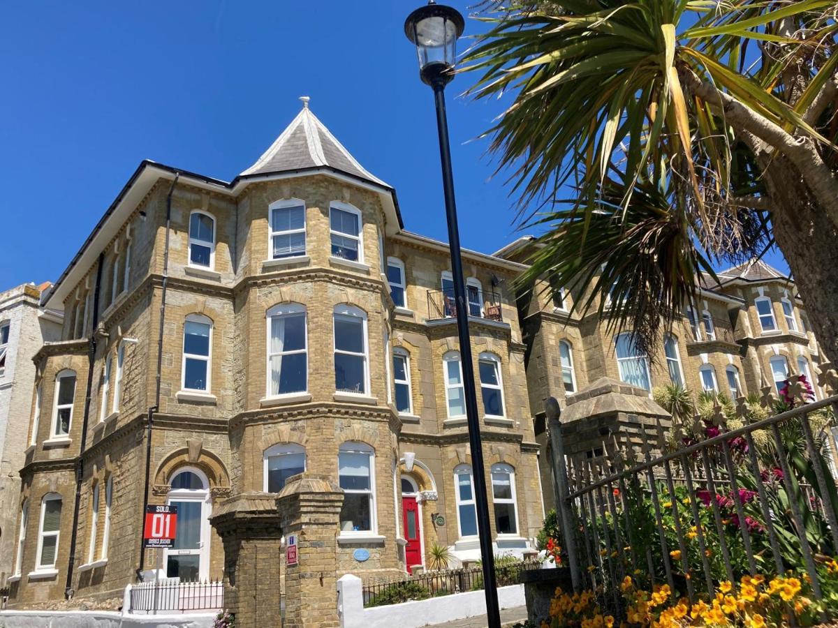 Flat 2, 1 Alexandra Gardens Lejlighed Ventnor Eksteriør billede
